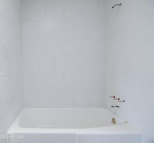 4724 AMBASSADOR Drive, El Paso, TX 79924