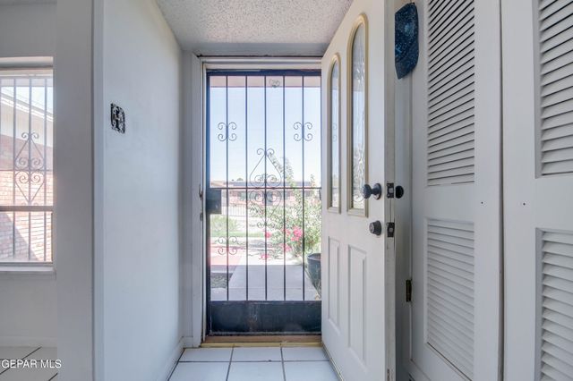 4724 AMBASSADOR Drive, El Paso, TX 79924