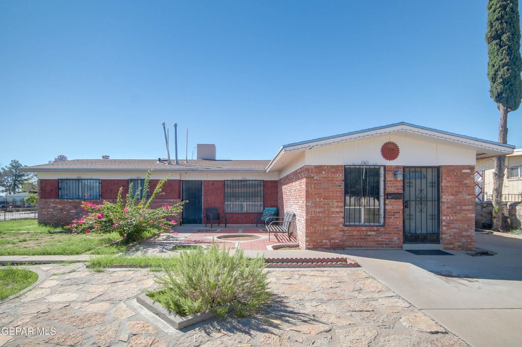 4724 AMBASSADOR Drive, El Paso, TX 79924
