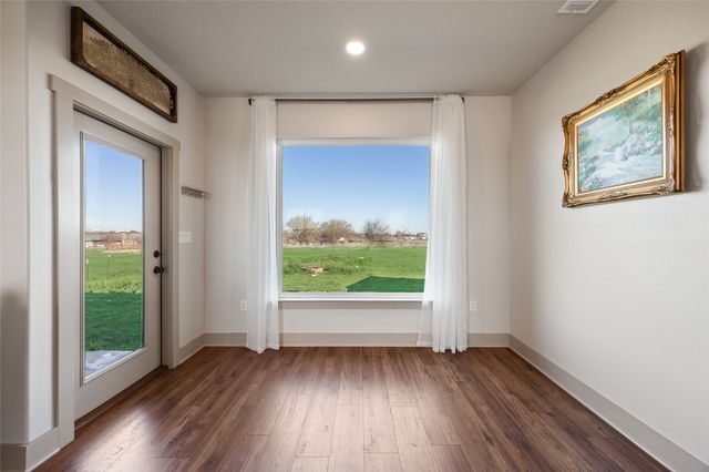 700 Lathem Boulevard, Venus, TX 76084