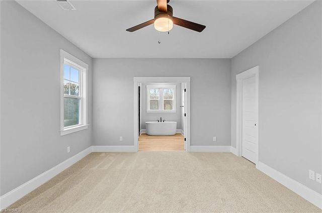 4514 Hanes Lake Drive, Winston-salem, NC 27106