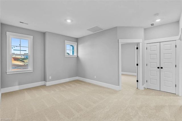 4514 Hanes Lake Drive, Winston-salem, NC 27106