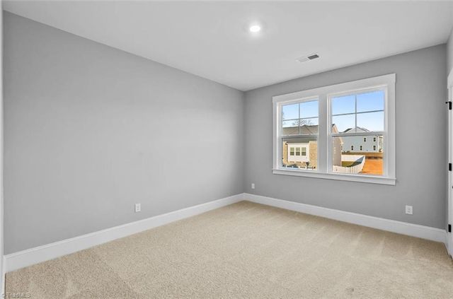 4514 Hanes Lake Drive, Winston-salem, NC 27106