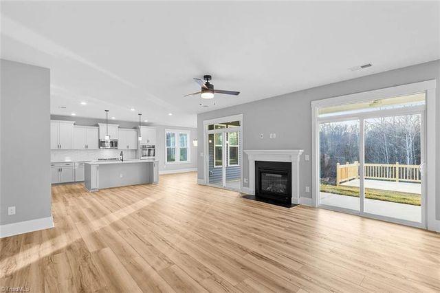 4514 Hanes Lake Drive, Winston-salem, NC 27106