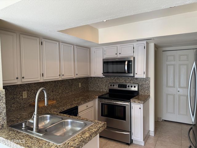 11011 N 92ND Street 1100, Scottsdale, AZ 85260