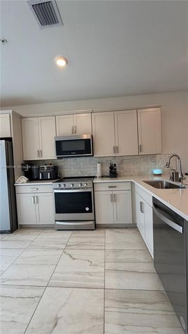 181 SW 170th Ave, Pembroke Pines, FL 33027