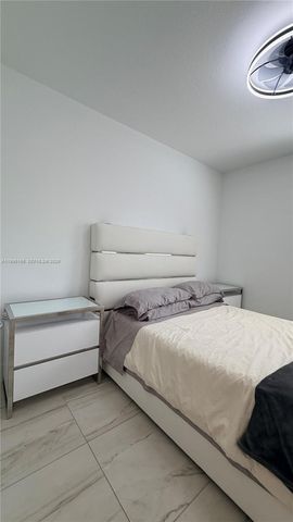 181 SW 170th Ave, Pembroke Pines, FL 33027