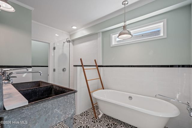 116 SE 55th Street, Oak Island, NC 28465