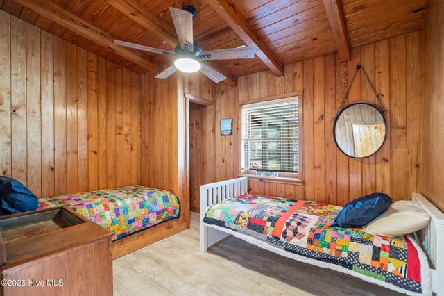 116 SE 55th Street, Oak Island, NC 28465