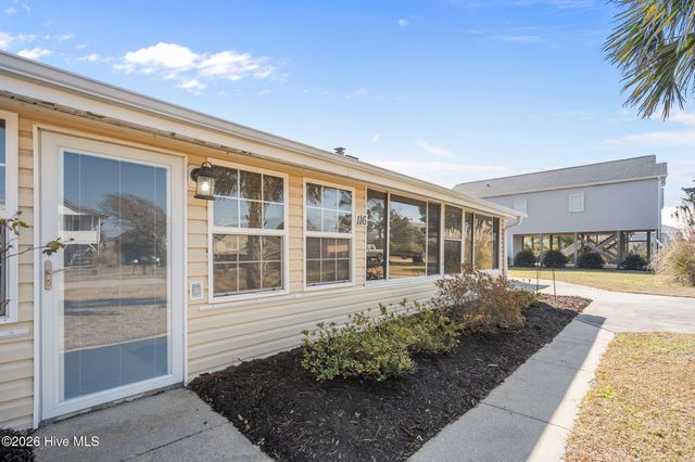 116 SE 55th Street, Oak Island, NC 28465