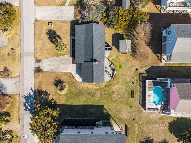 116 SE 55th Street, Oak Island, NC 28465