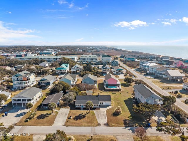 116 SE 55th Street, Oak Island, NC 28465