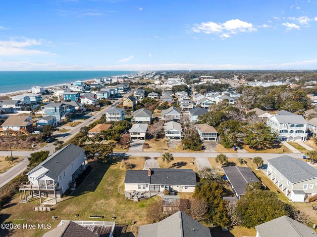 116 SE 55th Street, Oak Island, NC 28465