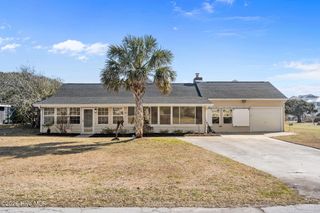 116 SE 55th Street, Oak Island, NC 28465