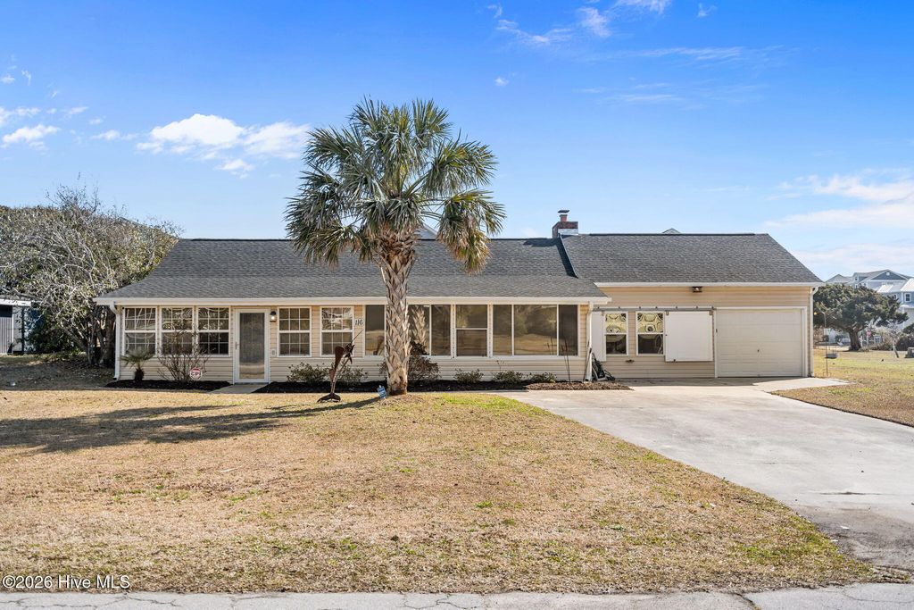 116 SE 55th Street, Oak Island, NC 28465