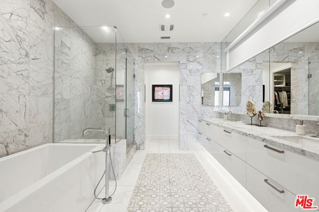 5926 Firefly Place, Los Angeles, CA 90094