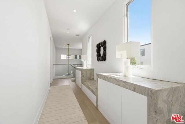5926 Firefly Place, Los Angeles, CA 90094