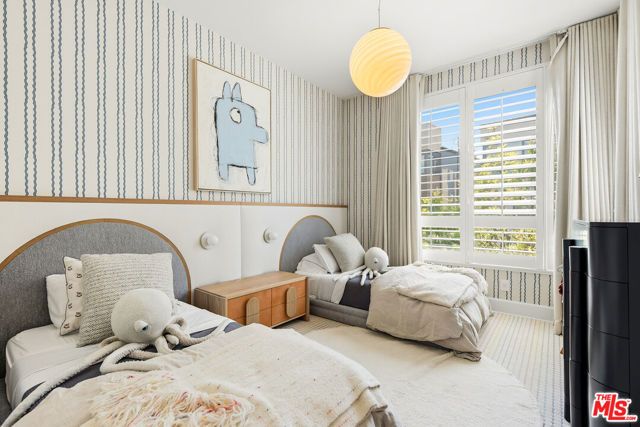 5926 Firefly Place, Los Angeles, CA 90094