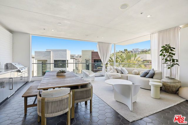 5926 Firefly Place, Los Angeles, CA 90094