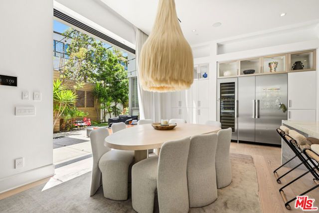 5926 Firefly Place, Los Angeles, CA 90094