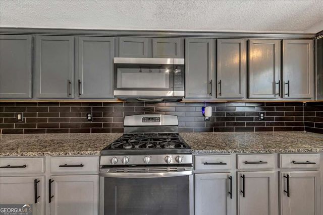 2465 Hampton Estates Drive SW, Marietta, GA 30008