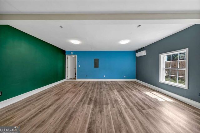 2465 Hampton Estates Drive SW, Marietta, GA 30008