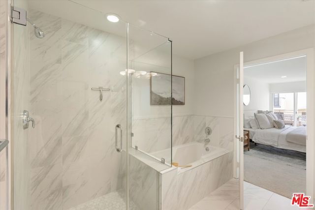 1951 N Beachwood Drive 206, Los Angeles, CA 90068