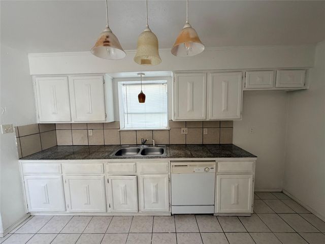 20010 Dawn Mist Drive, Humble, TX 77346