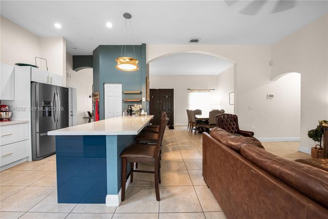 28104 SW 165th Ct, Homestead, FL 33033