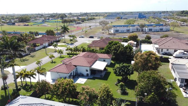 28104 SW 165th Ct, Homestead, FL 33033