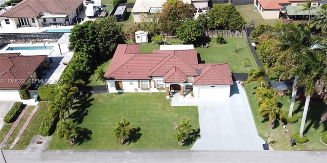 28104 SW 165th Ct, Homestead, FL 33033