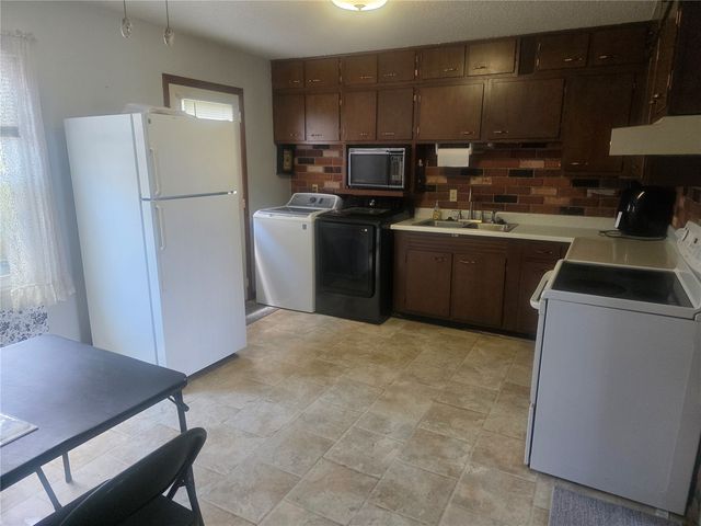 125 Florida Avenue SW, Cedar Rapids, IA 52404
