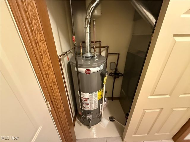 39 Village Court, Columbiana, OH 44408