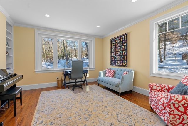 22 Pine Ridge Rd, Wayland, MA 01778