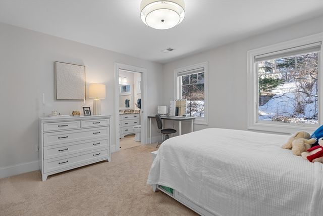 22 Pine Ridge Rd, Wayland, MA 01778