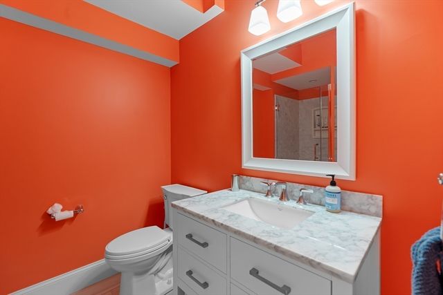 22 Pine Ridge Rd, Wayland, MA 01778