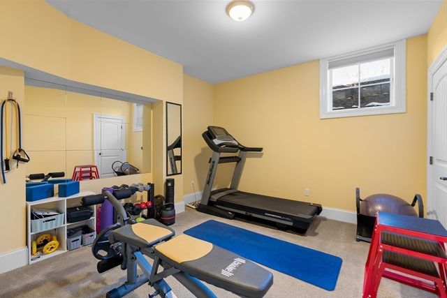 22 Pine Ridge Rd, Wayland, MA 01778