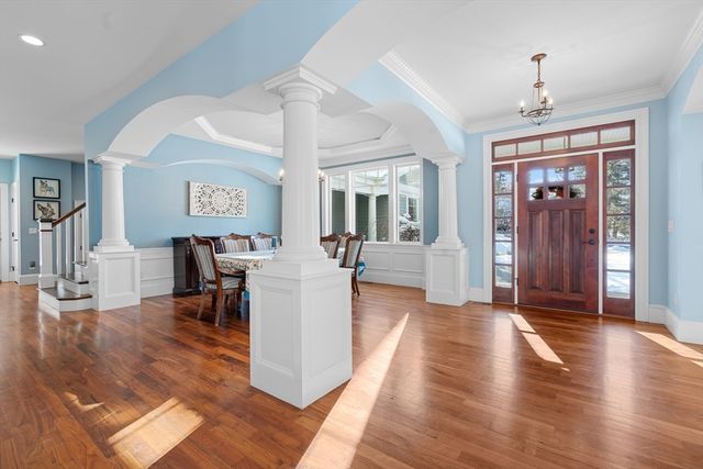 22 Pine Ridge Rd, Wayland, MA 01778