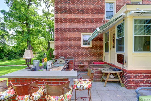 205 hempstead Avenue, Malverne, NY 11565