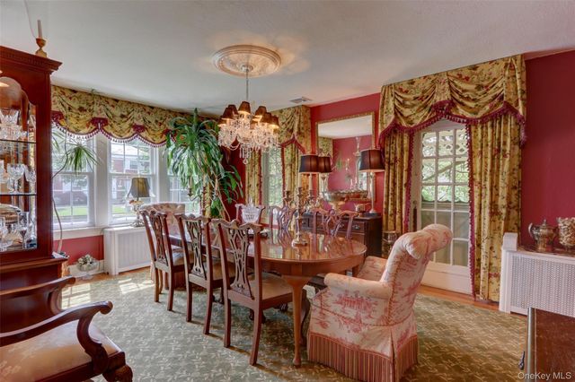 205 hempstead Avenue, Malverne, NY 11565