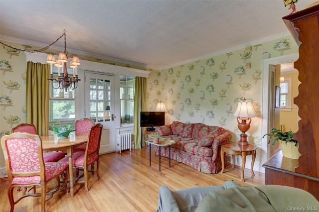 205 hempstead Avenue, Malverne, NY 11565