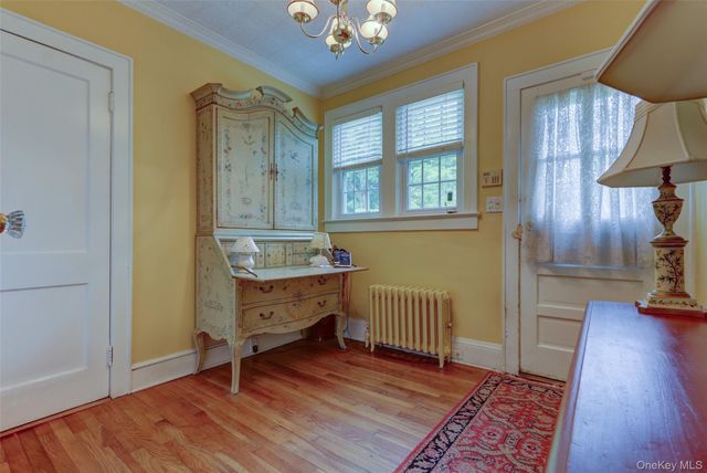 205 hempstead Avenue, Malverne, NY 11565