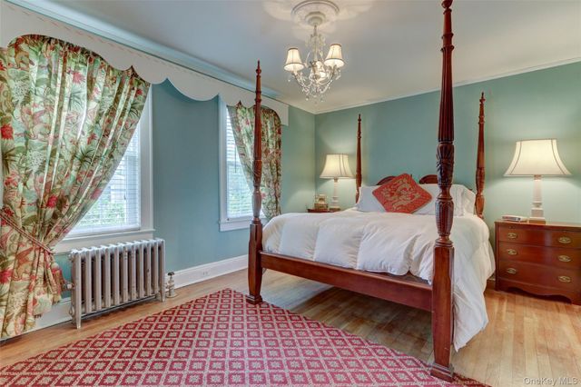 205 hempstead Avenue, Malverne, NY 11565