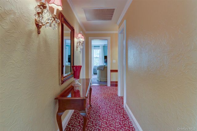 205 hempstead Avenue, Malverne, NY 11565