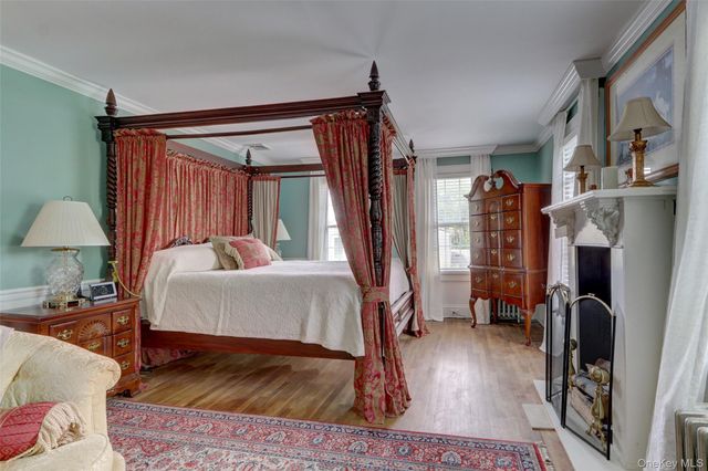 205 hempstead Avenue, Malverne, NY 11565