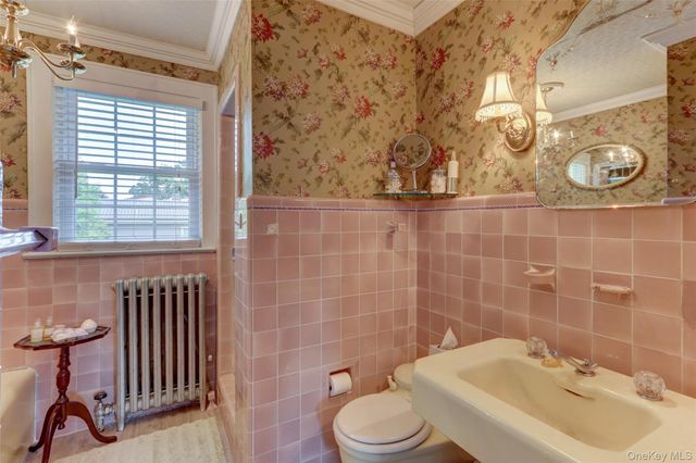 205 hempstead Avenue, Malverne, NY 11565