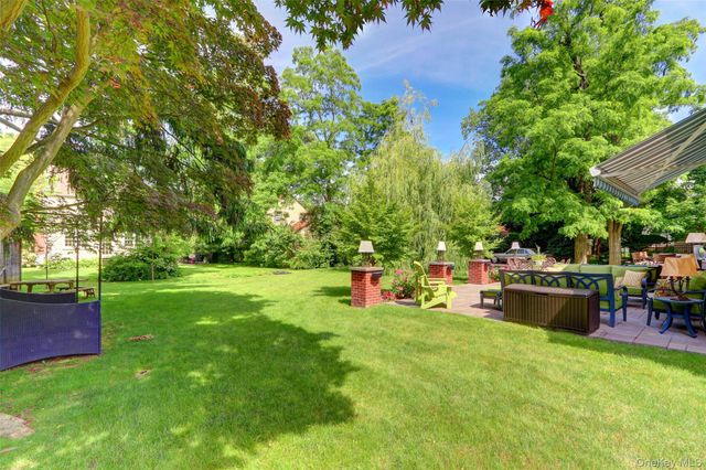 205 hempstead Avenue, Malverne, NY 11565