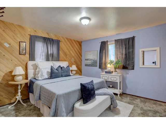 2558 Balsam St, Lakewood, CO 80214