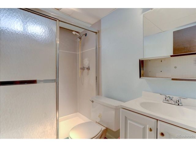2558 Balsam St, Lakewood, CO 80214