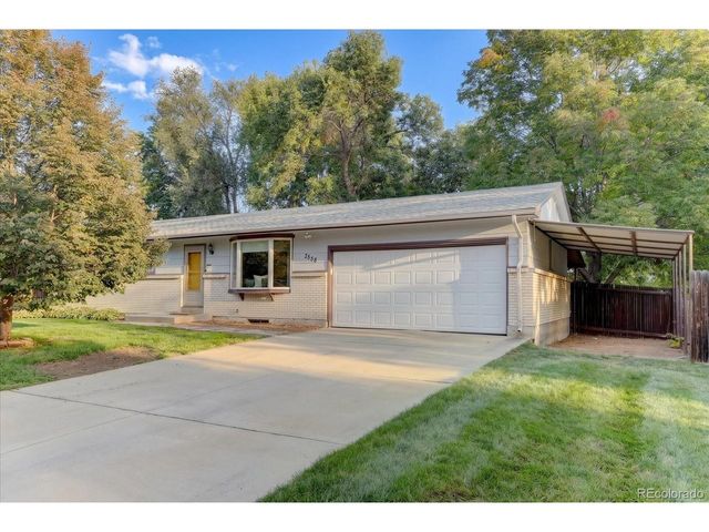 2558 Balsam St, Lakewood, CO 80214
